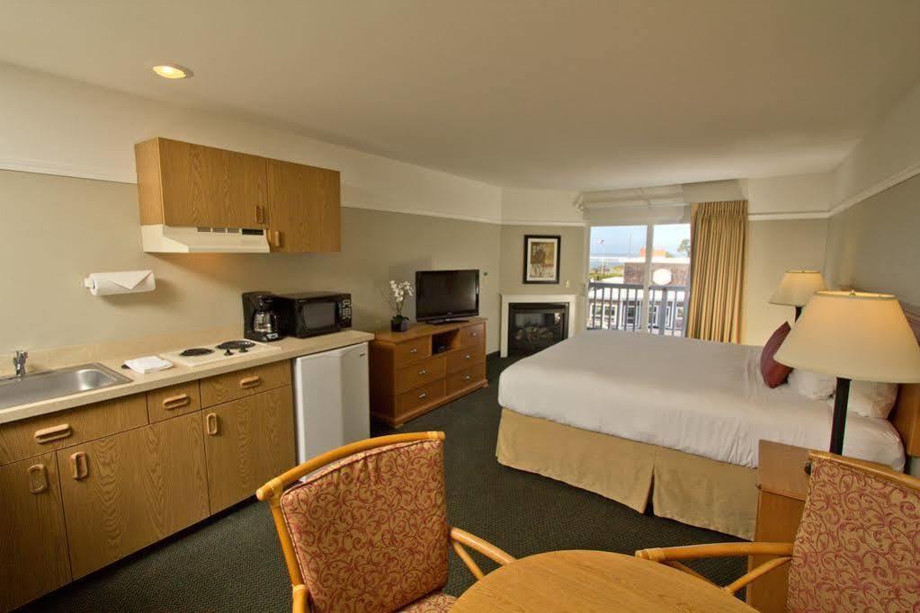 Looking Glass Inn Lincoln City Bagian luar foto